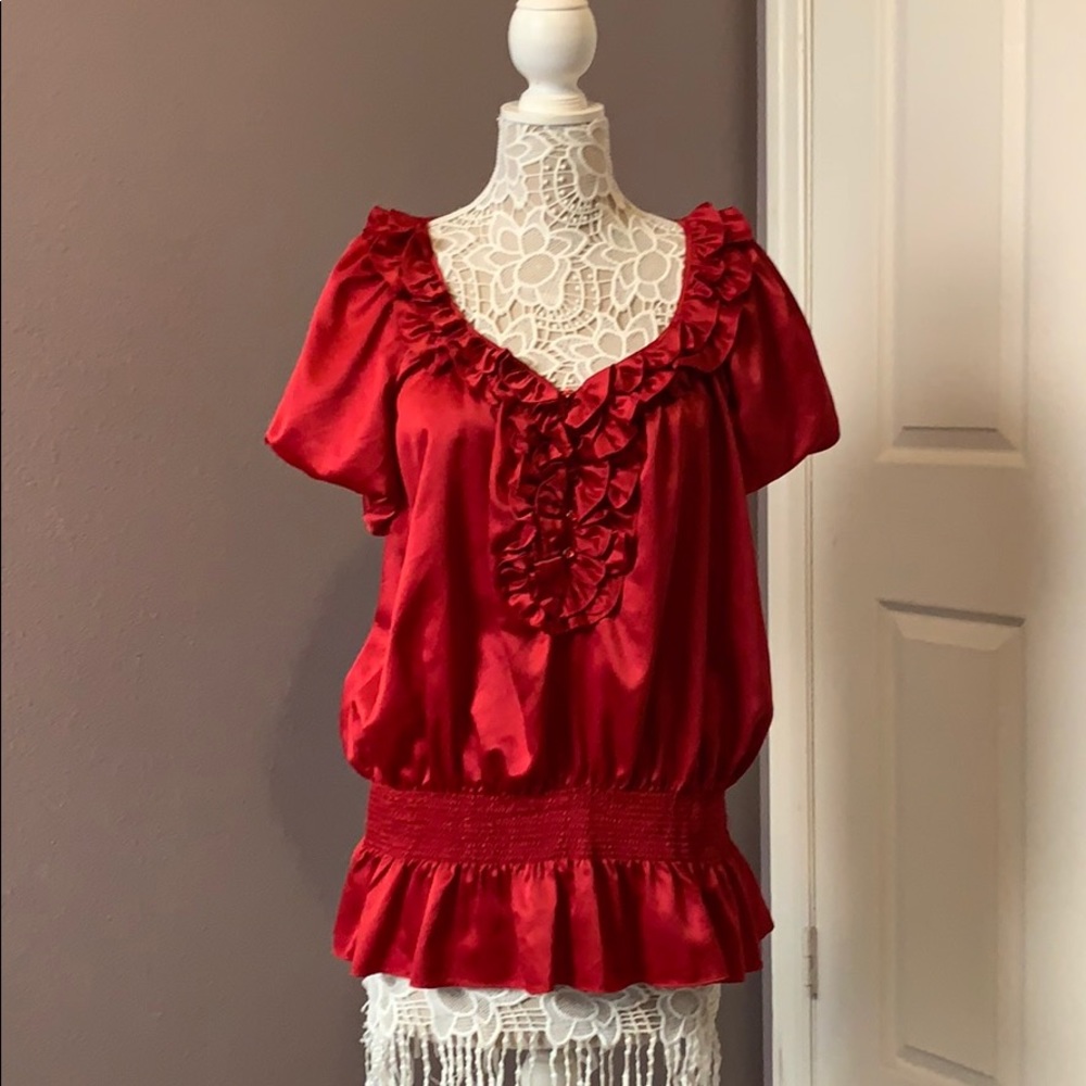 Gorgeous red blouse 2x 20/22